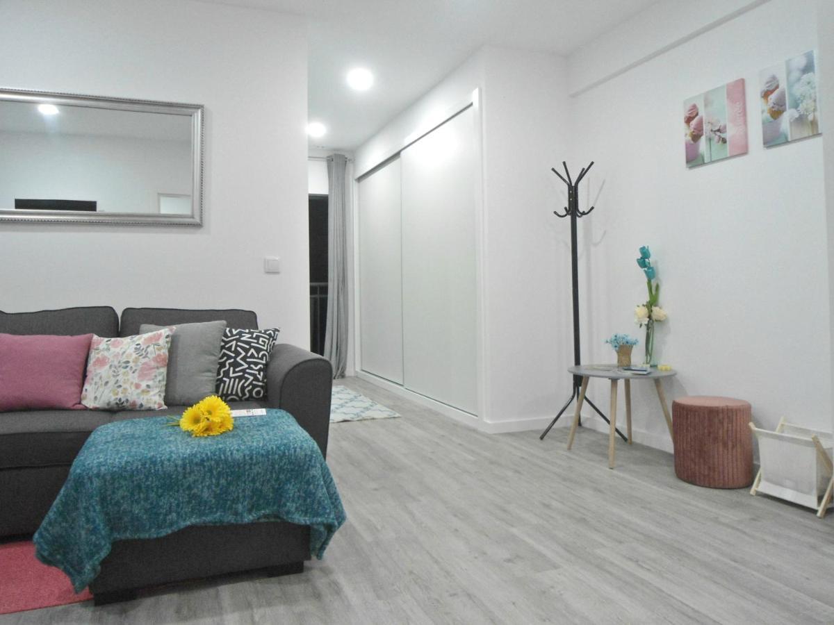 Town Apartment Φουνκάλ Εξωτερικό φωτογραφία